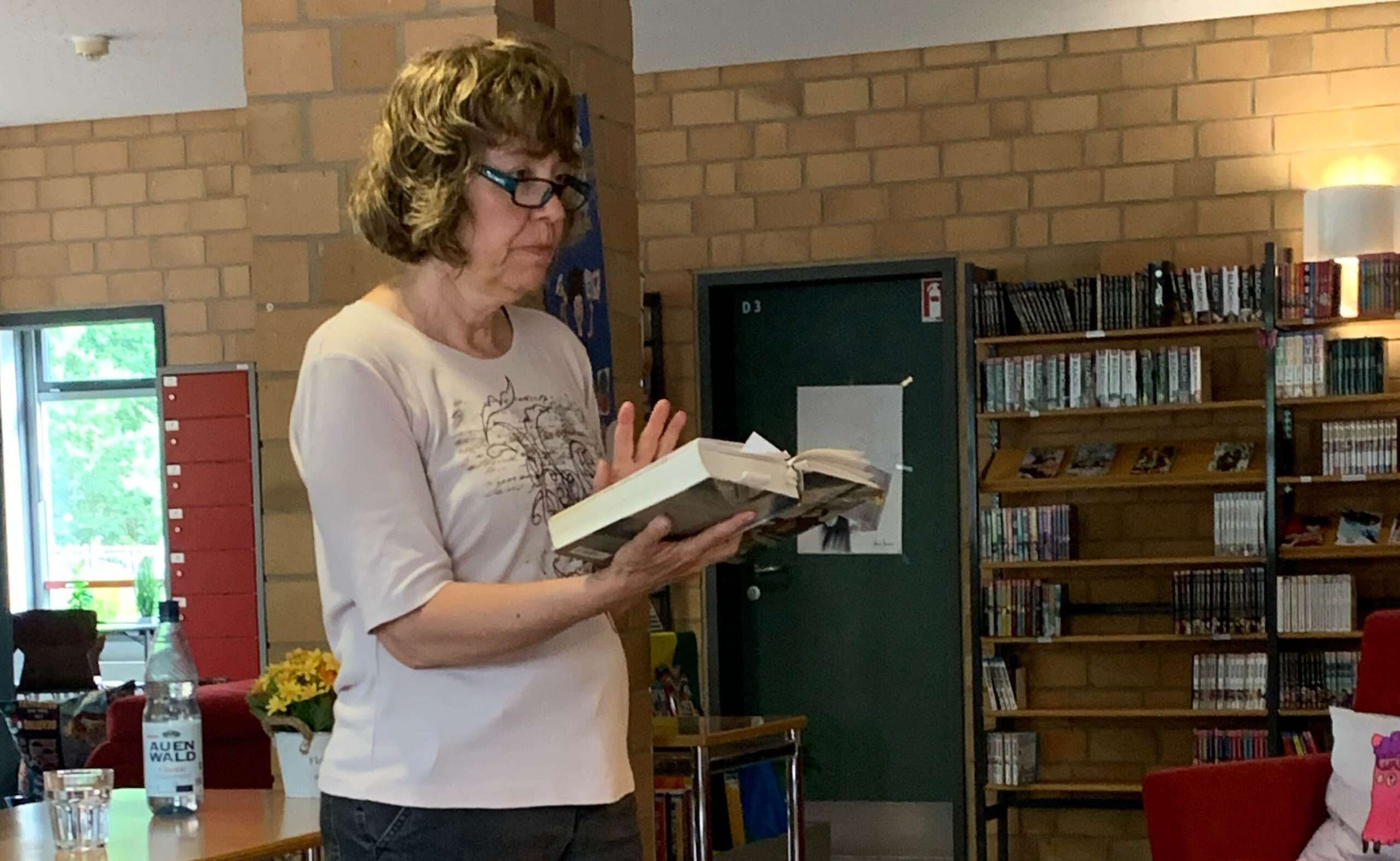 Mehr über den Artikel erfahren Lesung mit Anne C. Voorhoeve zu „Liverpool Street“ in der HPS am 23.6.2025