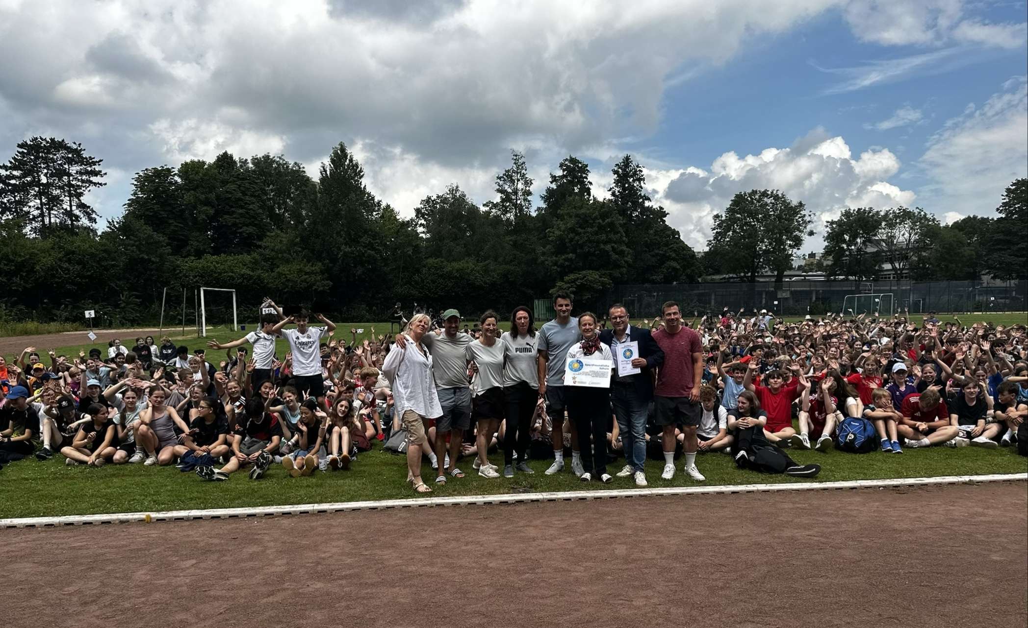 Mehr über den Artikel erfahren Halepaghen-Schule wird als Sportfreundliche Schule ausgezeichnet